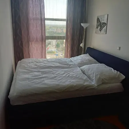 Vienna Gate, Petrazelka, Kopcianska 10 Pressburg